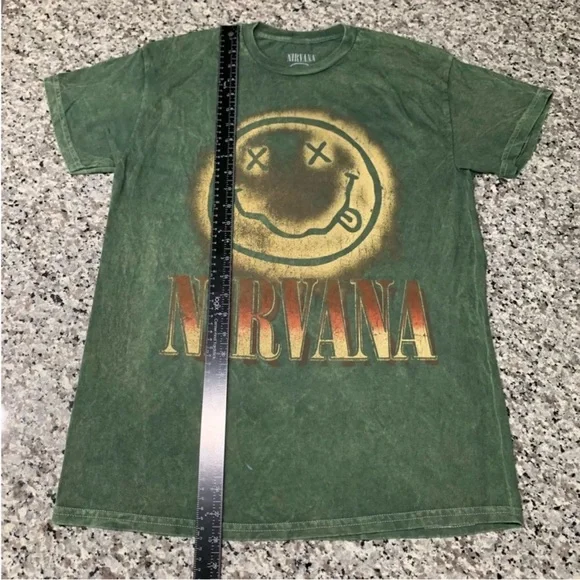 Nirvana Shirt M Smiley Face Green - Picture 4 of 8